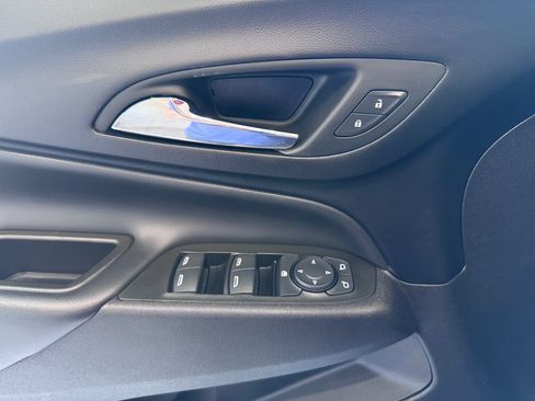 Certified 2024 Chevrolet Equinox LT AWD/4WD image 25