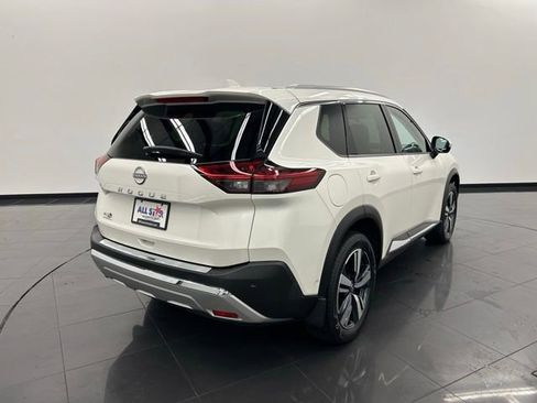 Certified 2023 Nissan Rogue Platinum w/ Platinum Premium Package image 13
