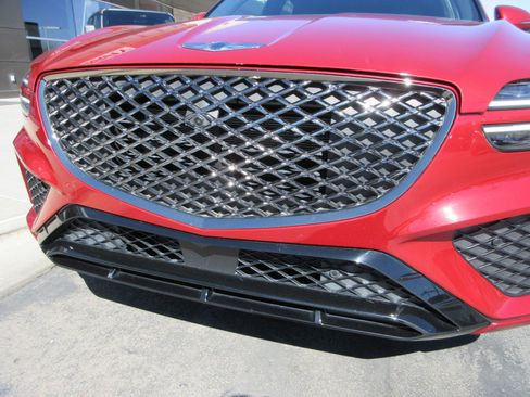 Used 2023 Genesis GV70 3.5T Sport w/ Sport Prestige Package AWD/4WD image 16