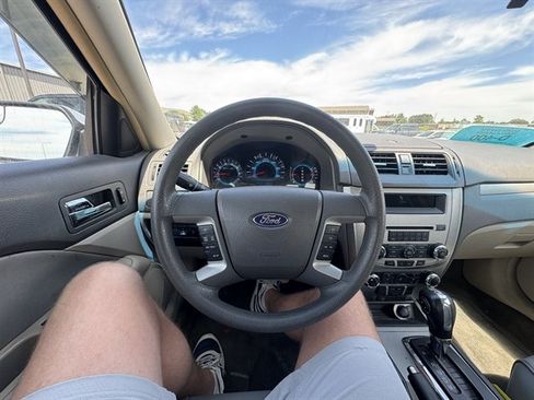Used 2012 Ford Fusion SE FWD image 6