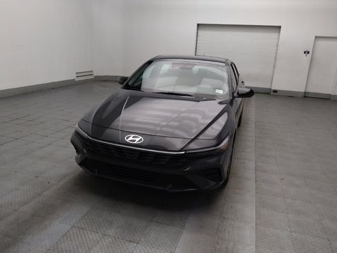 Used 2025 Hyundai Elantra Sport image 15