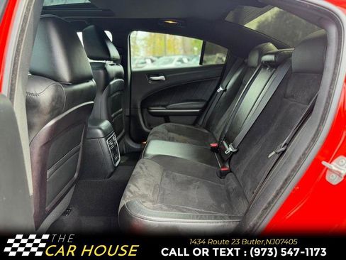 Used 2019 Dodge Charger Scat Pack w/ Dynamics Package image 18