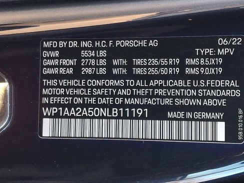 Used 2022 Porsche Macan image 27