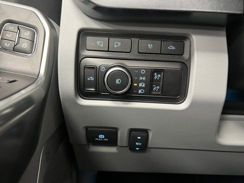 Used 2024 Ford F350 Limited w/ FX4 Off-Road Package image 31