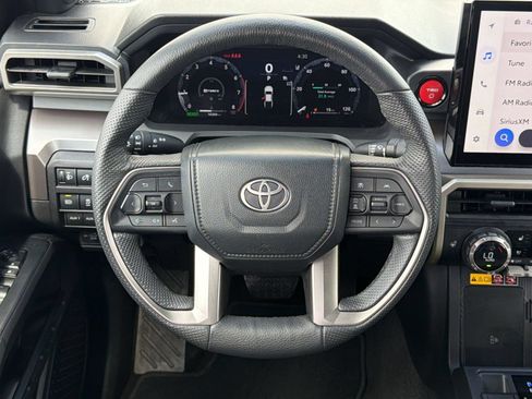 Certified 2024 Toyota Tacoma TRD Off-Road AWD/4WD image 11