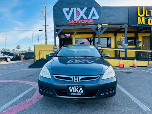 Used 2007 Honda Accord Hybrid Sedan image 2