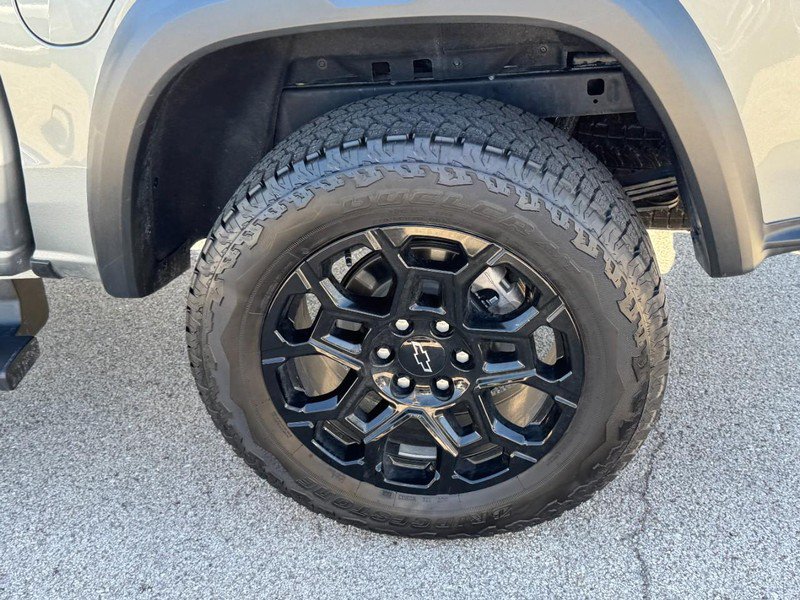 Used 2026 Chevrolet Colorado Trail Boss AWD/4WD image 7