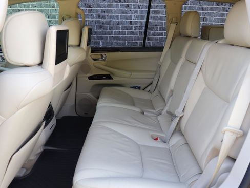 Used 2014 Lexus LX 570 4WD image 52