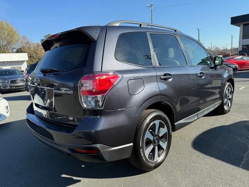 Used 2018 Subaru Forester 2.5i Premium image 3