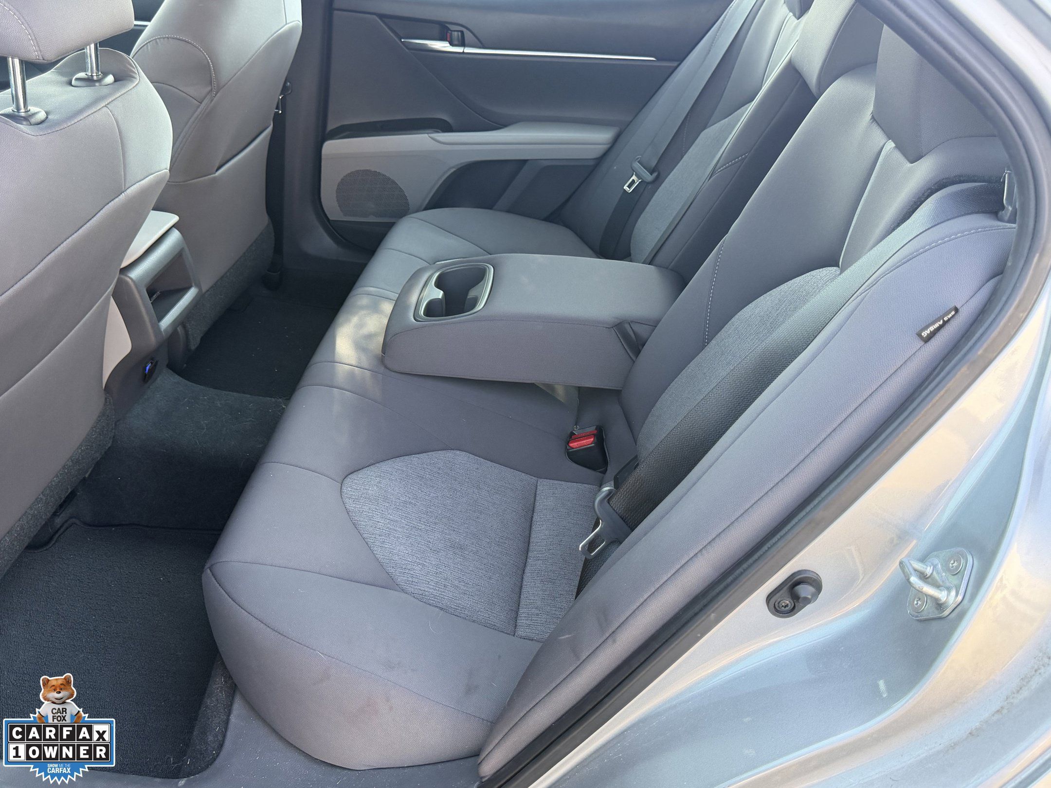 Used 2021 Toyota Camry LE FWD image 28