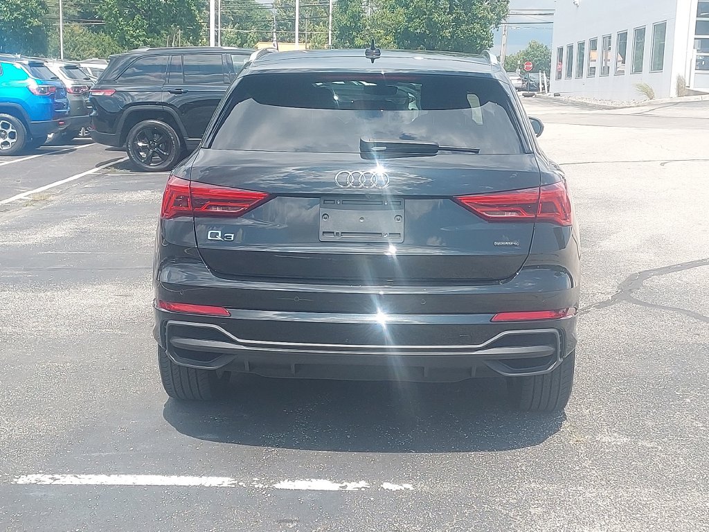 Used 2023 Audi Q3 2.0T Premium w/ Convenience Package AWD/4WD image 6