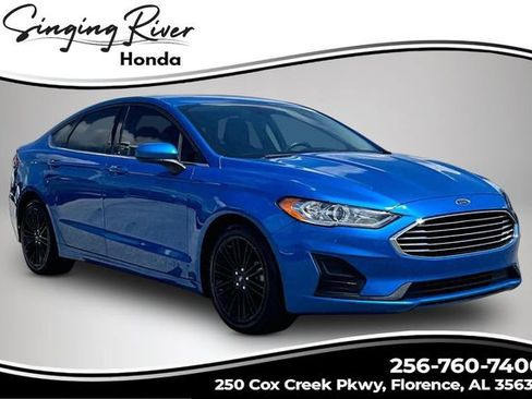 Used 2020 Ford Fusion SE FWD image 1