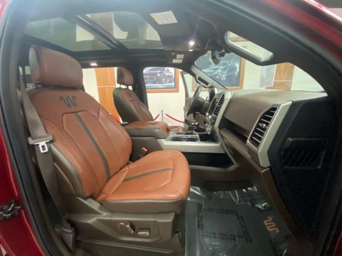 Used 2019 Ford F150 King Ranch w/ Equipment Group 601A Luxury AWD/4WD image 17