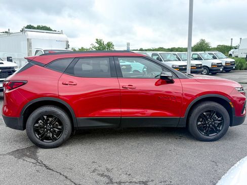 Used 2022 Chevrolet Blazer LT w/ Midnight/Sport Edition AWD/4WD image 8