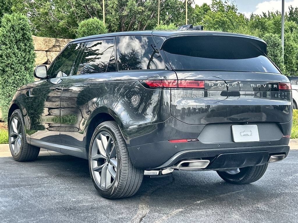 New 2026 Land Rover Range Rover Sport SE AWD/4WD image 3