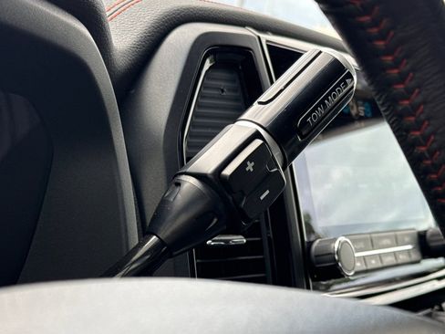 Used 2024 Nissan Titan PRO-4X w/ Off Road Protection Package image 21