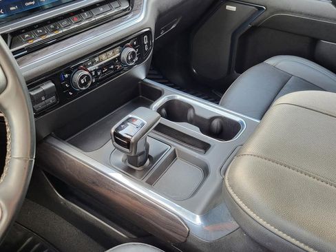 Certified 2024 Chevrolet Silverado 1500 LTZ AWD/4WD image 28