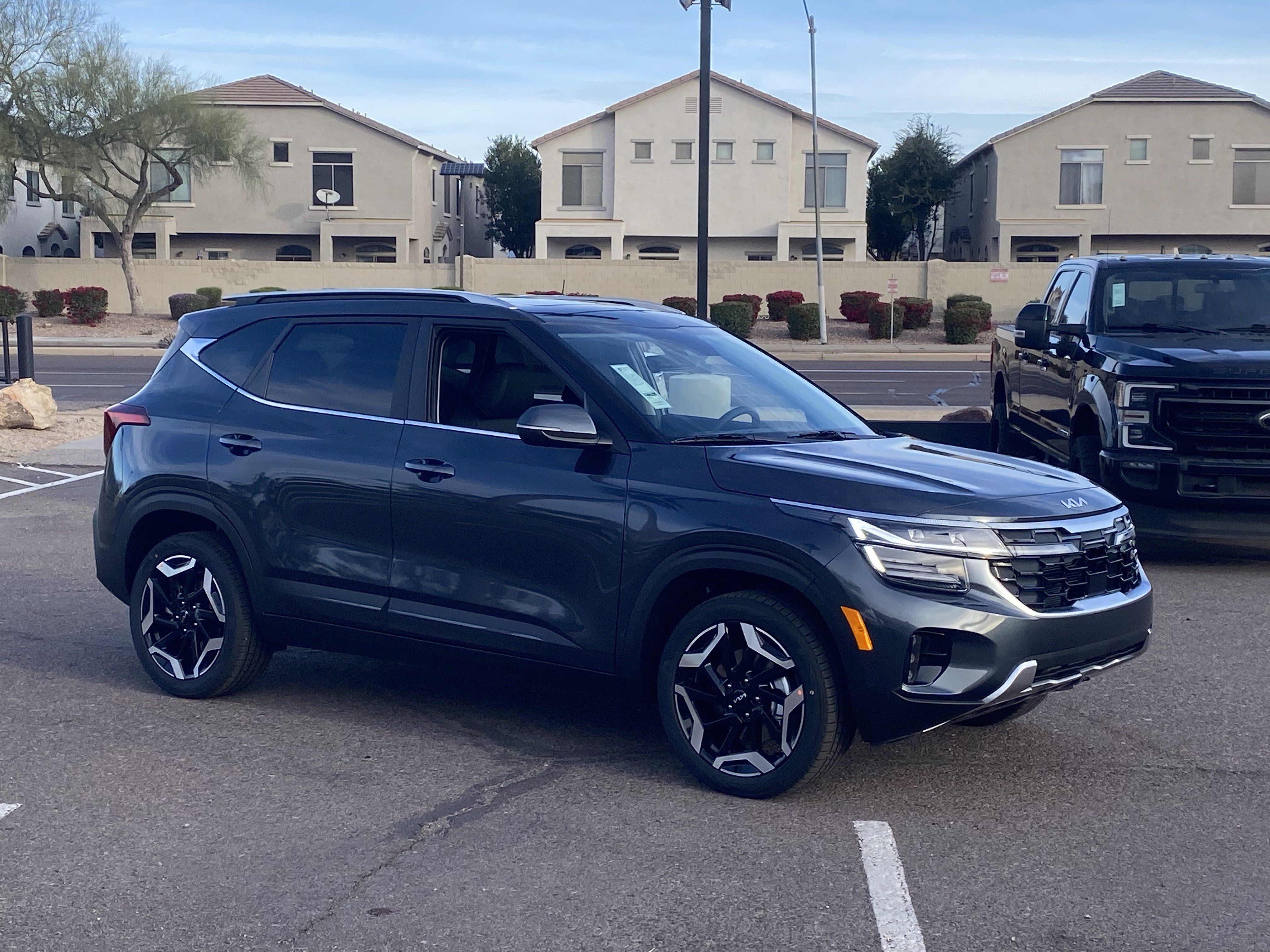 New 2026 Kia Seltos SX w/ SX Sunroof Package AWD/4WD image 33