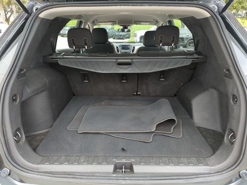 Certified 2020 Chevrolet Equinox LS FWD image 21