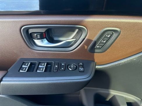 Used 2026 Honda Pilot TrailSport image 18