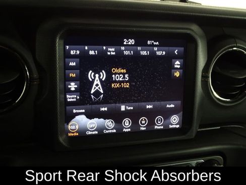 Used 2021 Jeep Gladiator Overland image 30