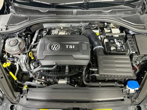 Used 2025 Volkswagen Jetta GLI Autobahn FWD image 9
