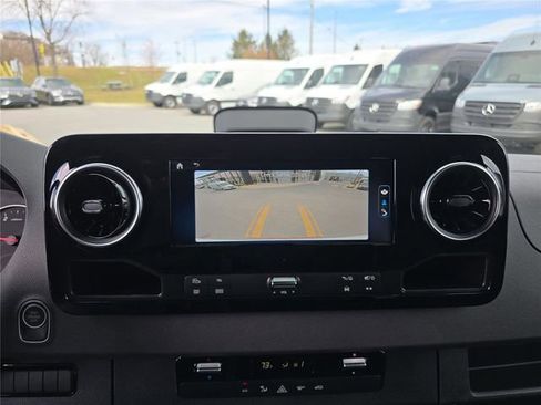 New 2025 Mercedes-Benz Sprinter 2500 image 22