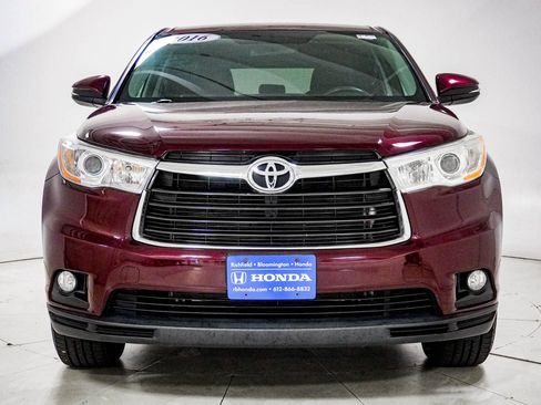 Used 2016 Toyota Highlander Plus FWD image 16