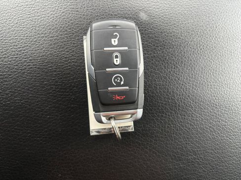 Used 2019 RAM 1500 Big Horn image 14