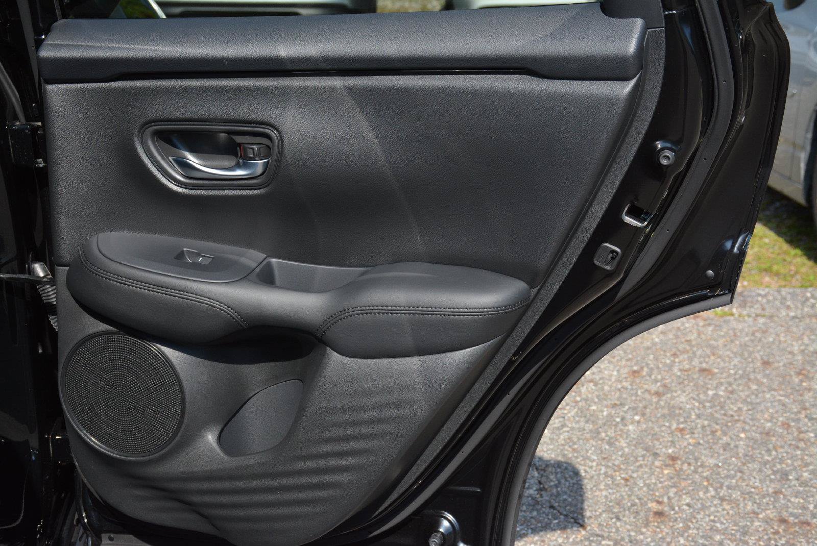 Used 2027 Honda HR-V LX image 20