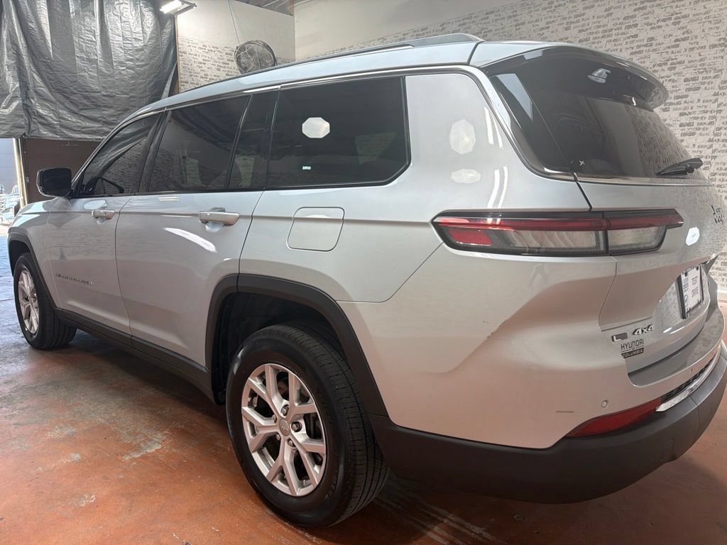 Used 2021 Jeep Grand Cherokee L Limited AWD/4WD image 5