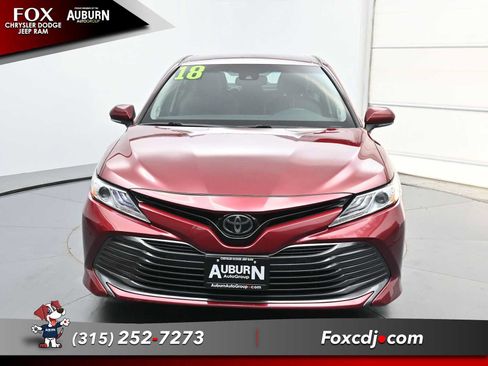 Used 2018 Toyota Camry XLE w/ Audio Package FWD image 3