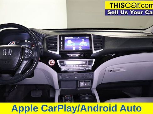 Used 2017 Honda Pilot Touring image 24