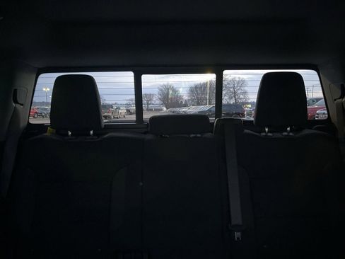 New 2026 GMC Sierra 1500 SLE w/ Preferred Package image 21