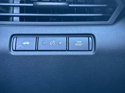 New 2025 Nissan Altima 2.5 SR w/ SR Premium Package image 29