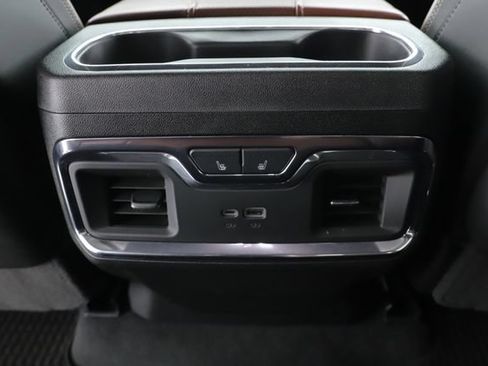 Used 2024 GMC Sierra 1500 Denali Ultimate AWD/4WD image 31