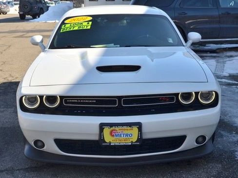 Used 2022 Dodge Challenger R/T image 3