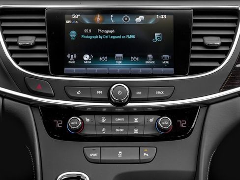 Used 2018 Buick LaCrosse Essence FWD image 13