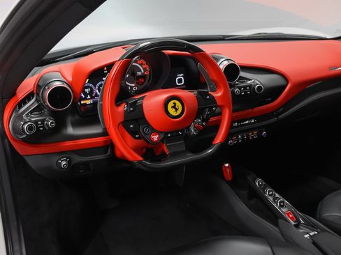 Certified 2020 Ferrari F8 Tributo RWD image 41
