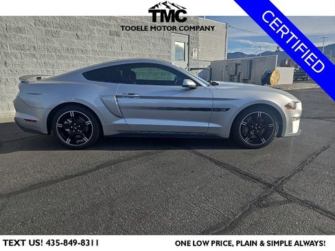 Used 2019 Ford Mustang GT Premium w/ Equipment Group 401A image 3