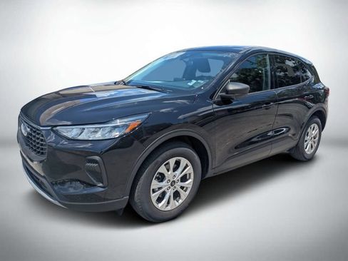 Used 2025 Ford Escape Active FWD image 8