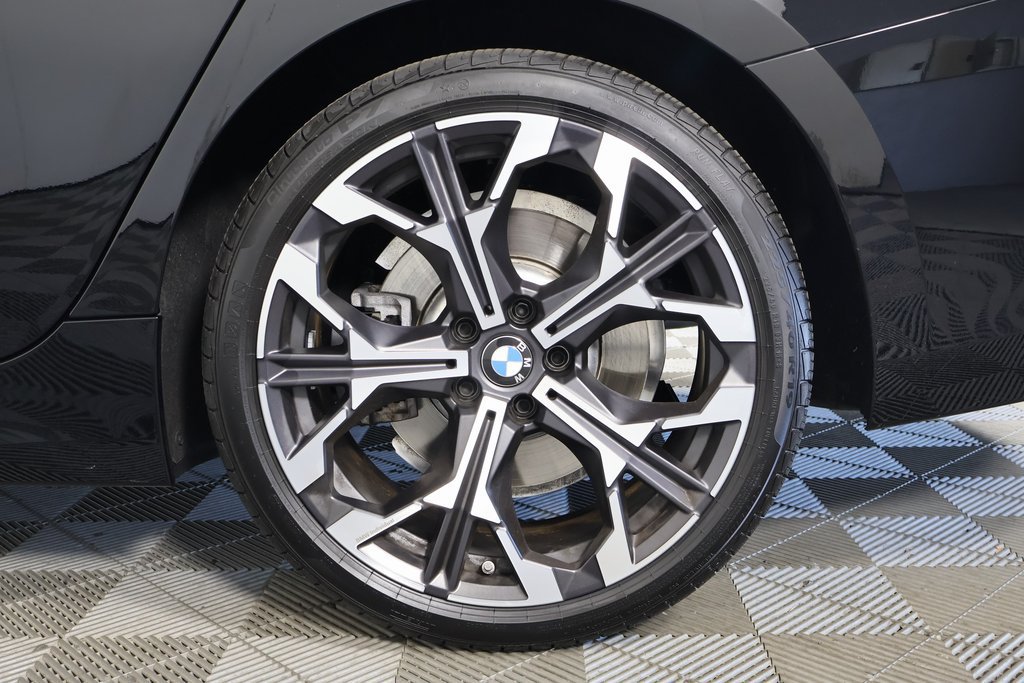 Used 2026 BMW 330i Sedan w/ Convenience Package RWD image 15