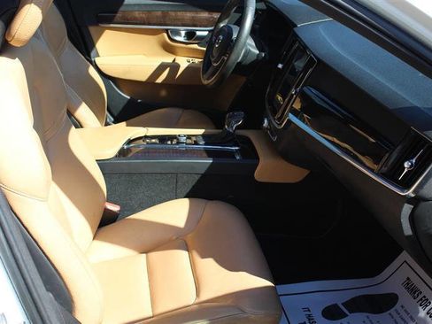 Used 2018 Volvo S90 T5 Momentum w/ Convenience Package image 26