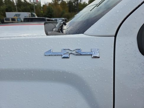 Used 2018 GMC Sierra 1500 SLE image 35
