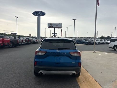 Used 2020 Ford Escape SE FWD image 4