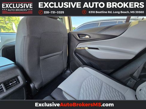 Used 2021 Chevrolet Equinox LS w/ LS Convenience Package image 19