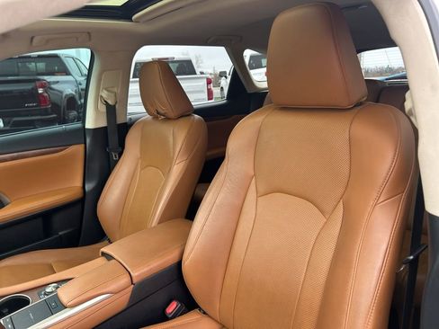 Used 2021 Lexus RX 350L FWD w/ Premium Package image 18