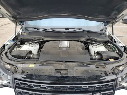 Used 2019 Land Rover Discovery HSE image 30