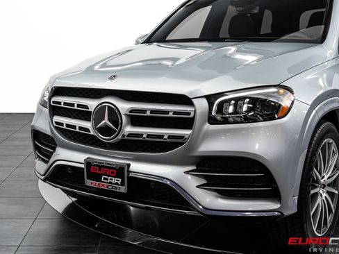 Used 2023 Mercedes-Benz GLS 450 4MATIC image 12