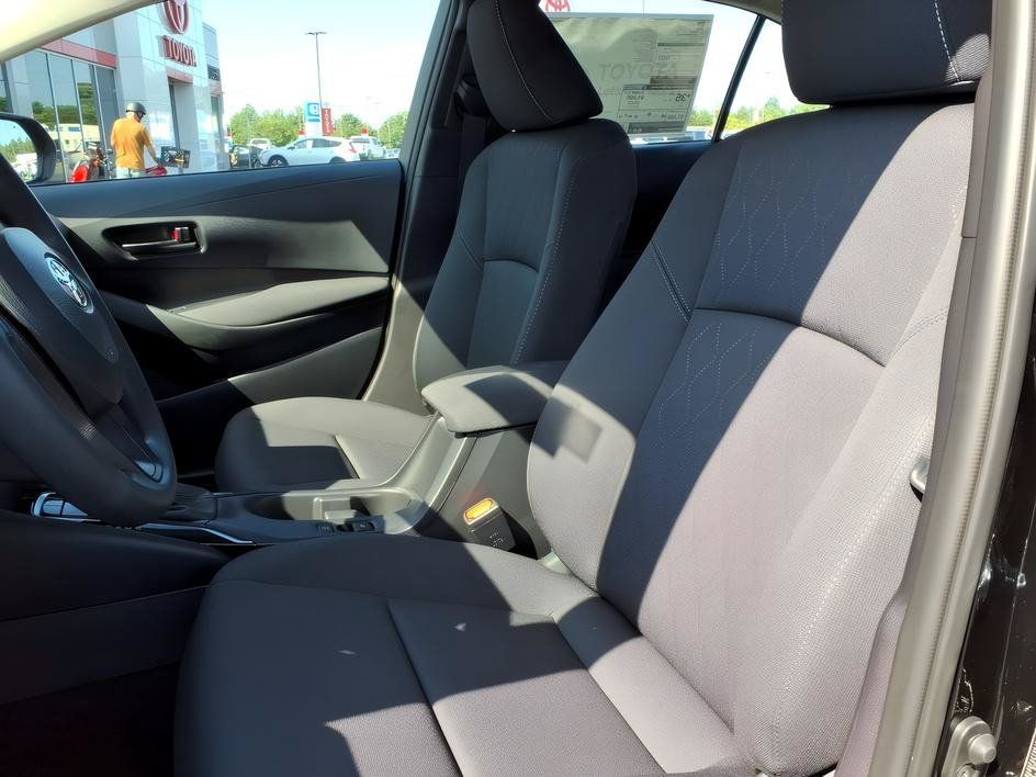 New 2026 Toyota Corolla LE FWD image 7